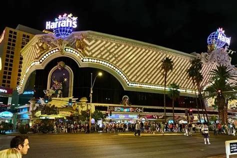 harrah's las vegas resort fee.